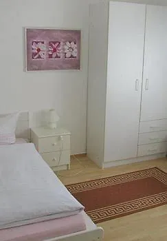 招待所 科妮莉亚酒店